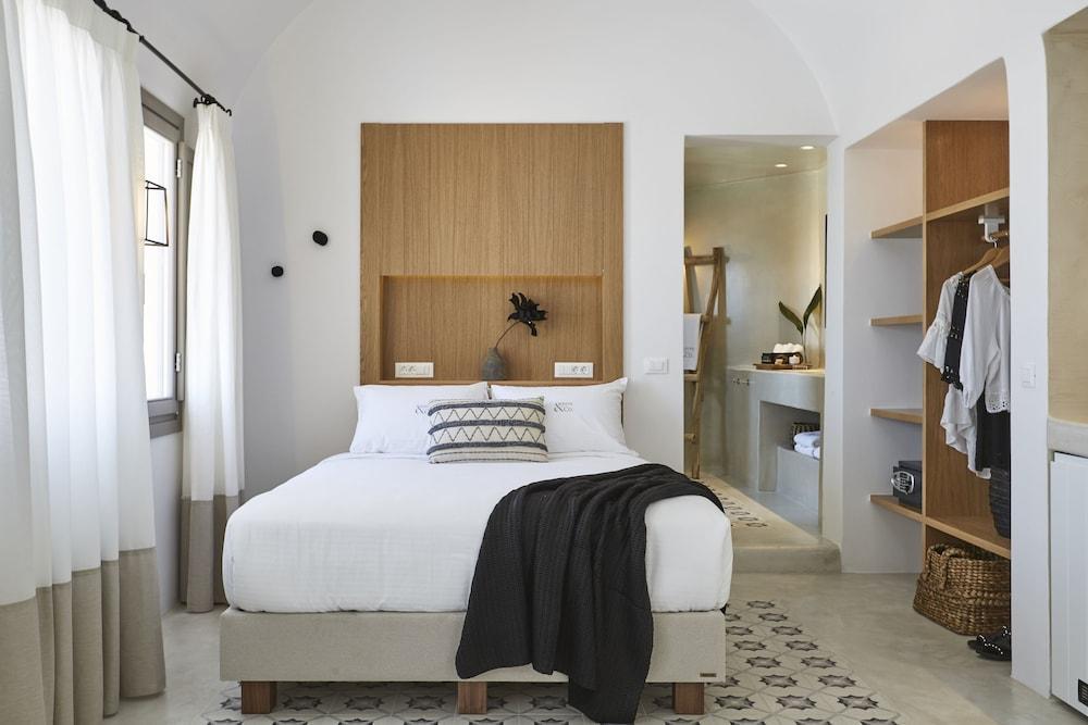 White & Co. La Torre Suites Pyrgos Kallistis Ngoại thất bức ảnh
