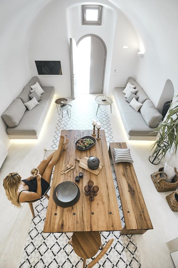 White & Co. La Torre Suites Pyrgos Kallistis Ngoại thất bức ảnh
