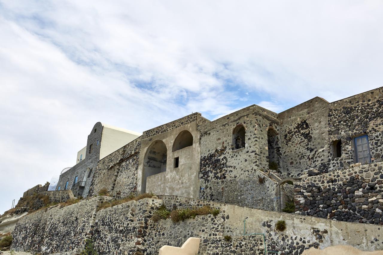 White & Co. La Torre Suites Pyrgos Kallistis Ngoại thất bức ảnh