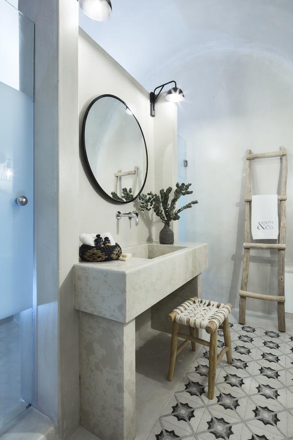 White & Co. La Torre Suites Pyrgos Kallistis Ngoại thất bức ảnh